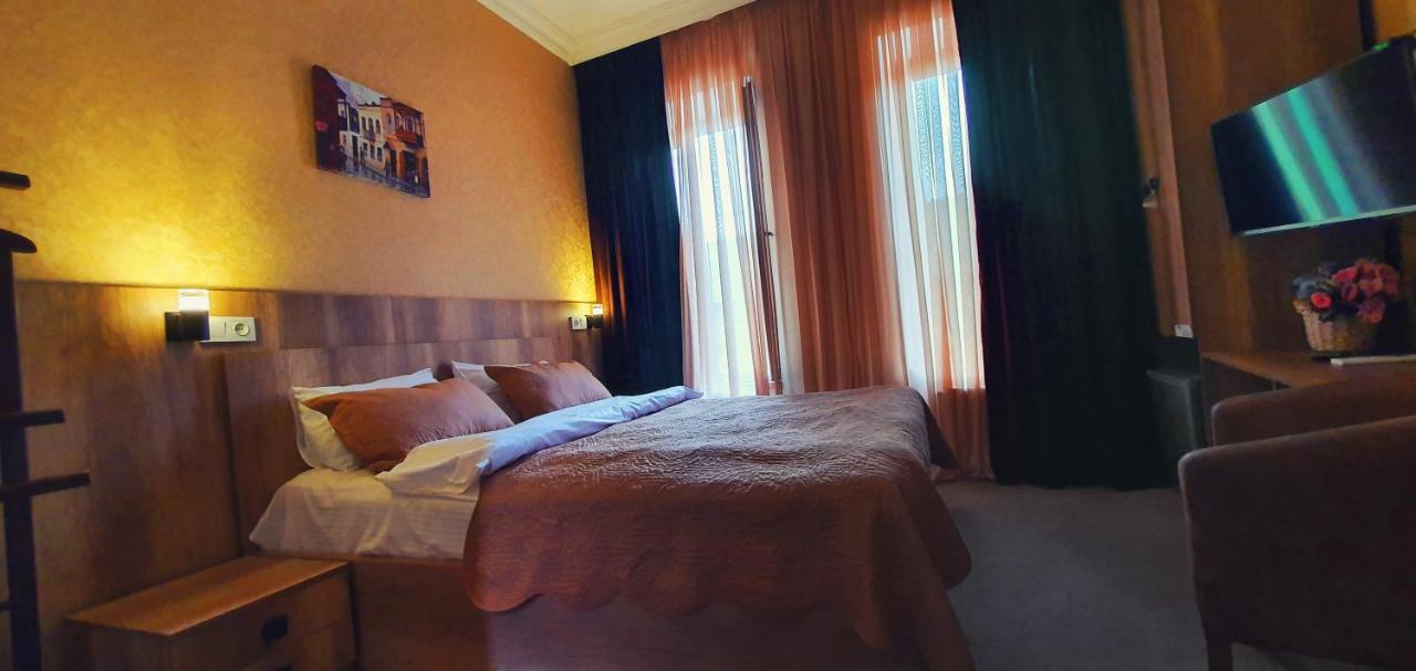 Epic Meidan Hotel Tiflis Exterior foto