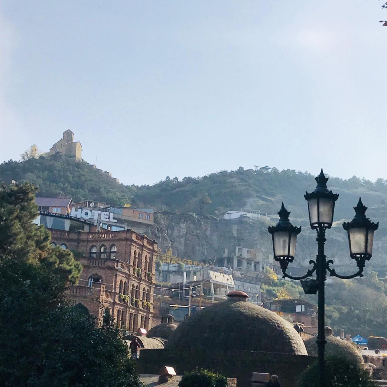 Epic Meidan Hotel Tiflis Exterior foto
