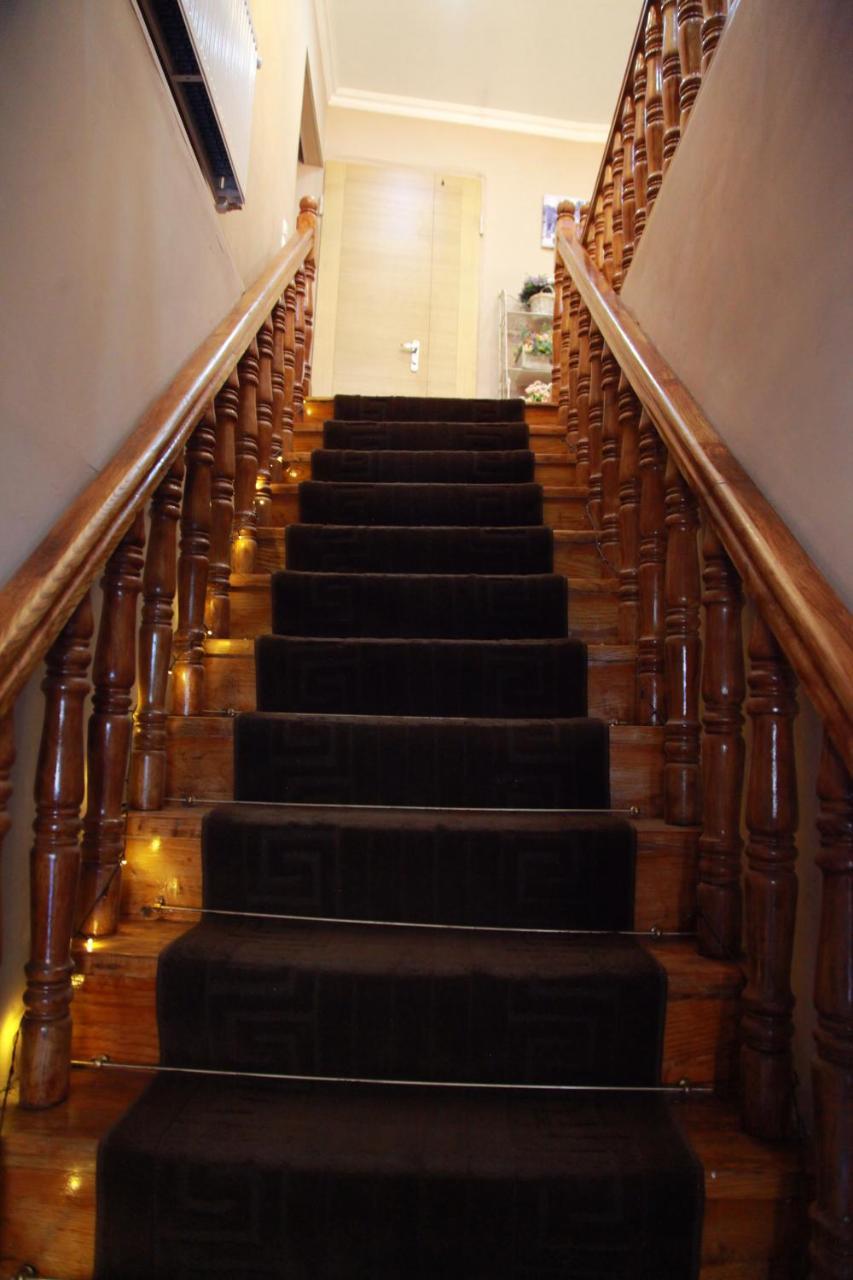 Epic Meidan Hotel Tiflis Exterior foto
